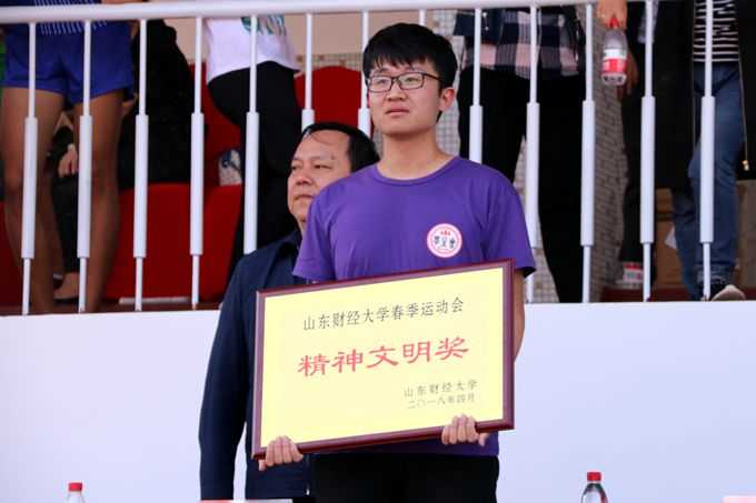 1524995843104266.jpg Cache_-6aef2510ce5bad19..jpg