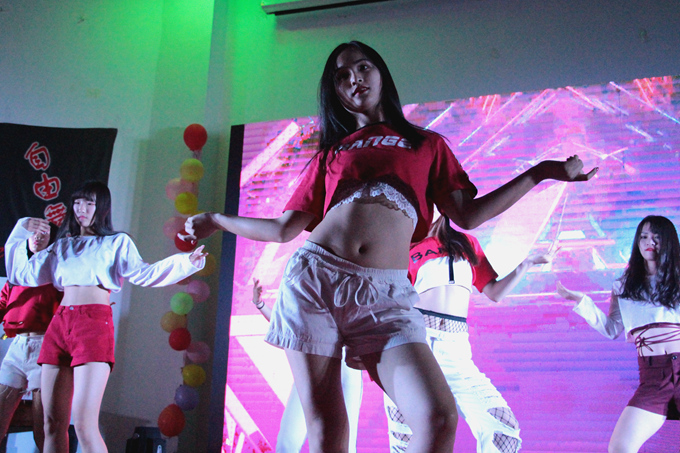 1525917372209048.jpg 45645.jpg